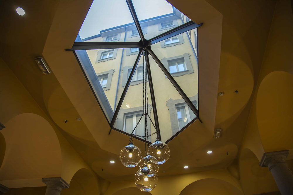 Regina Hotel