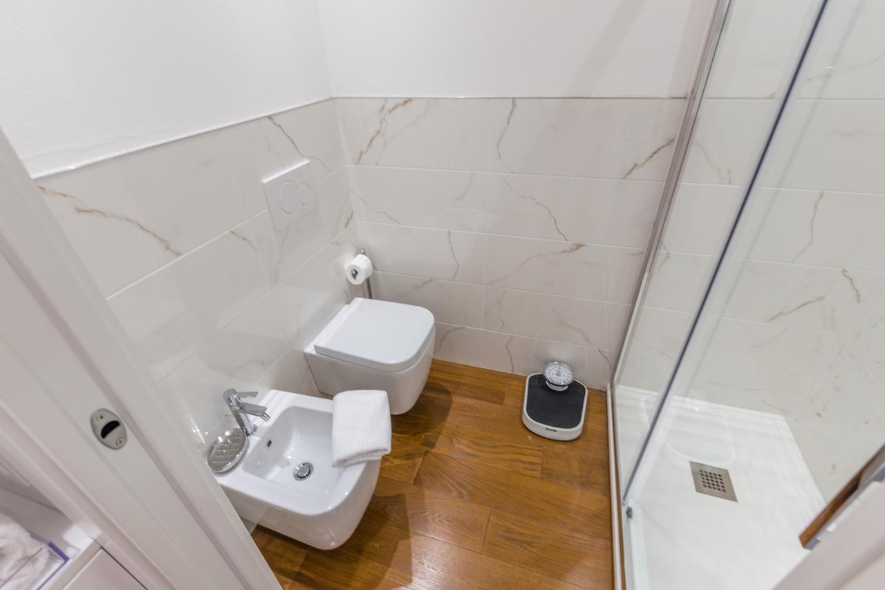 Apartamento Petite Boutique Maison Milão