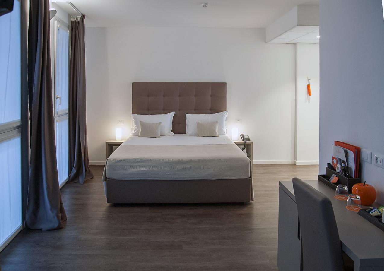 & Urban Padel Aparthotel Milano