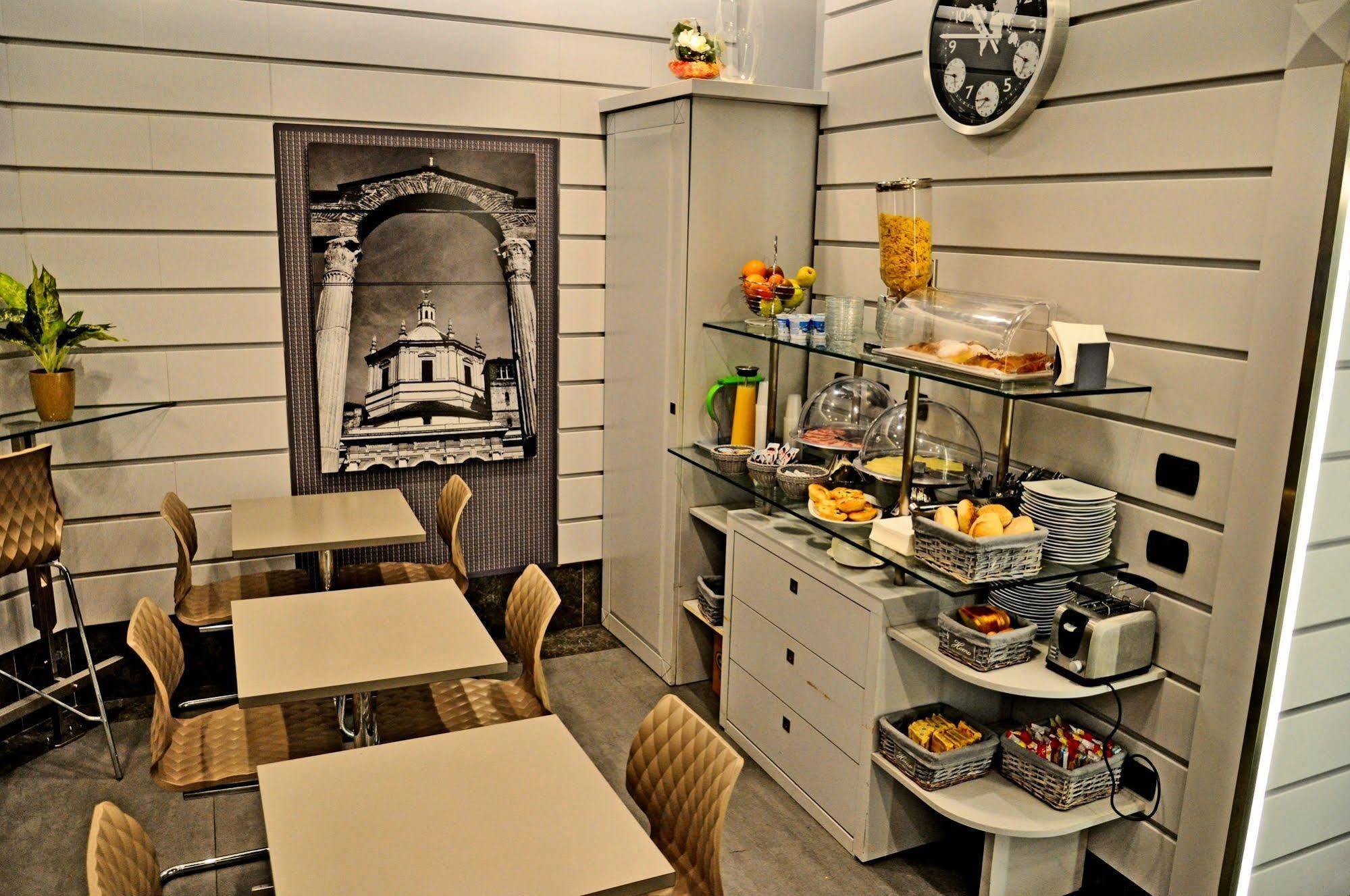 Rio Hotel