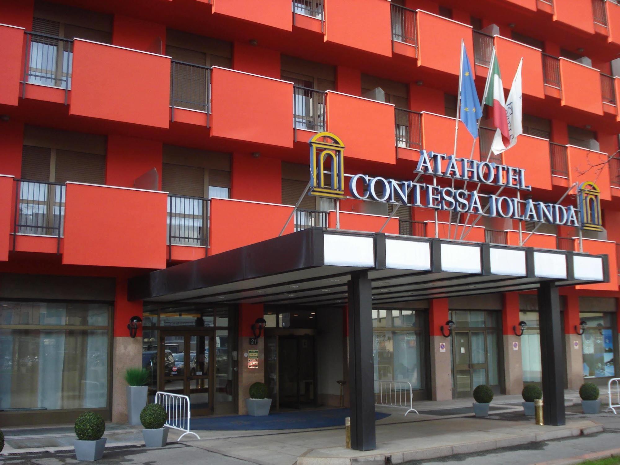 & Contessa Jolanda Aparthotel