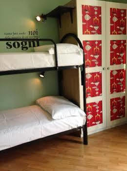 Hostel Lumiere *