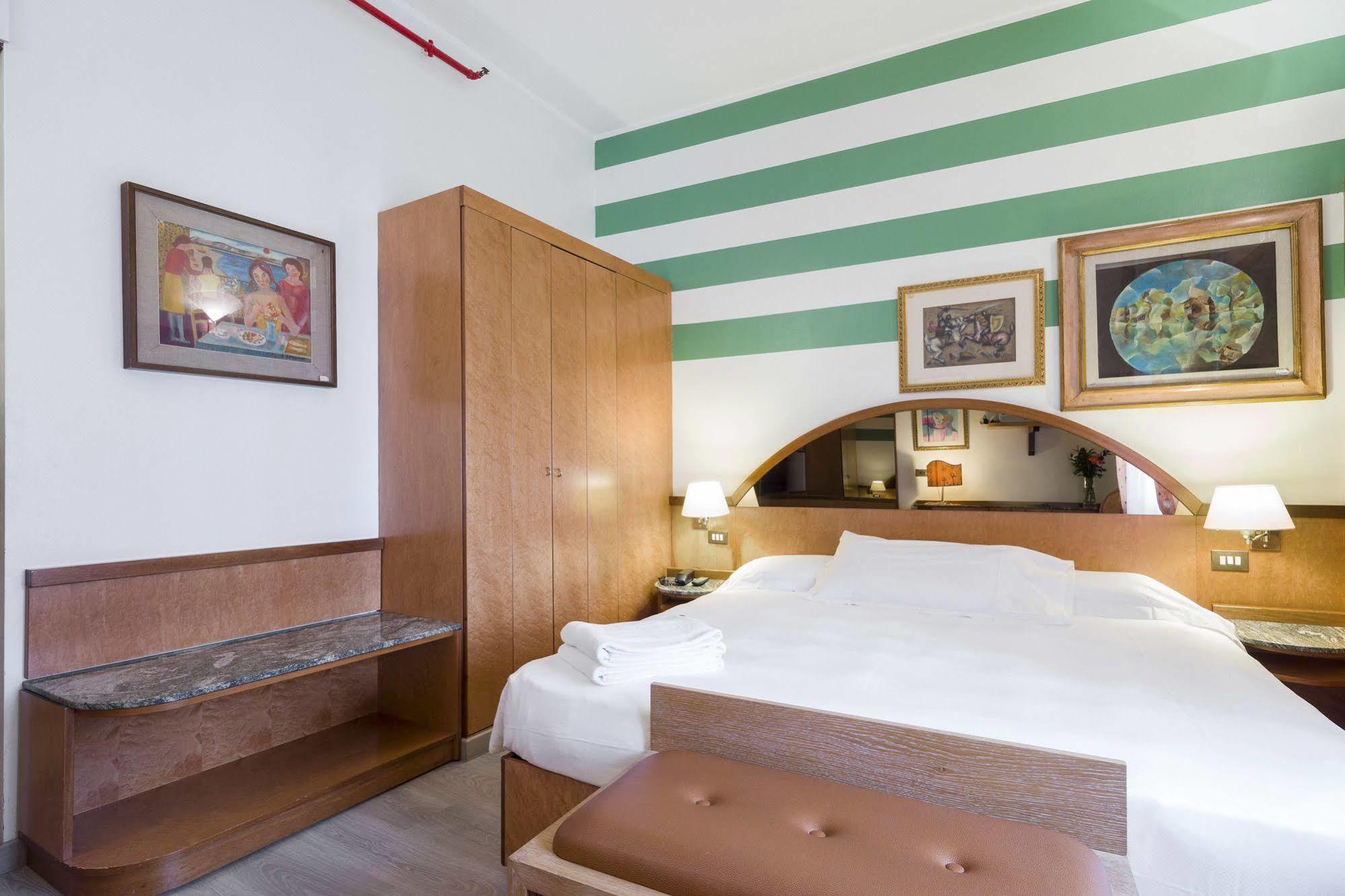 Hotel Carrobbio Milan