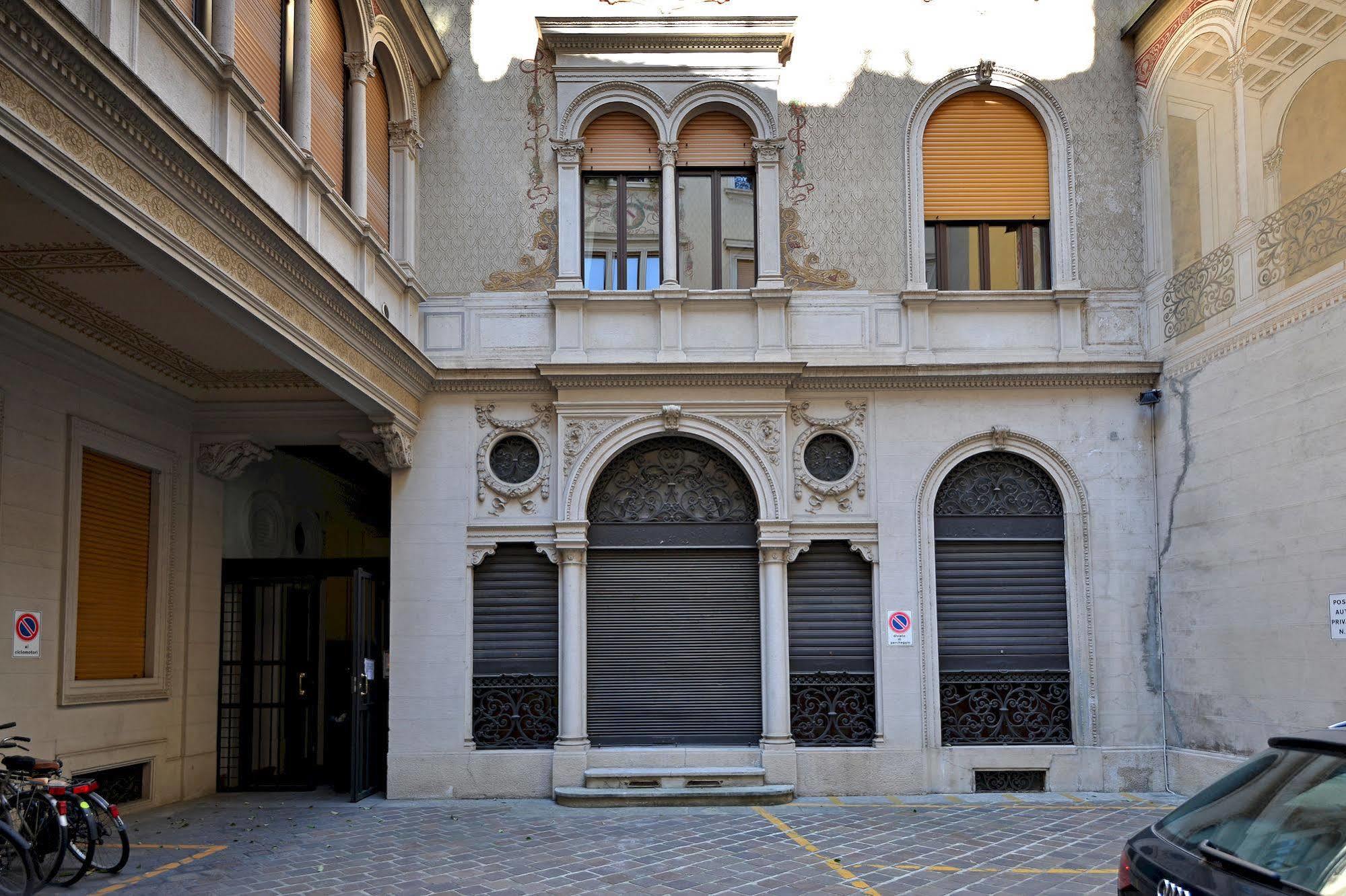 Heart - San Sepolcro Duomo Hotel *