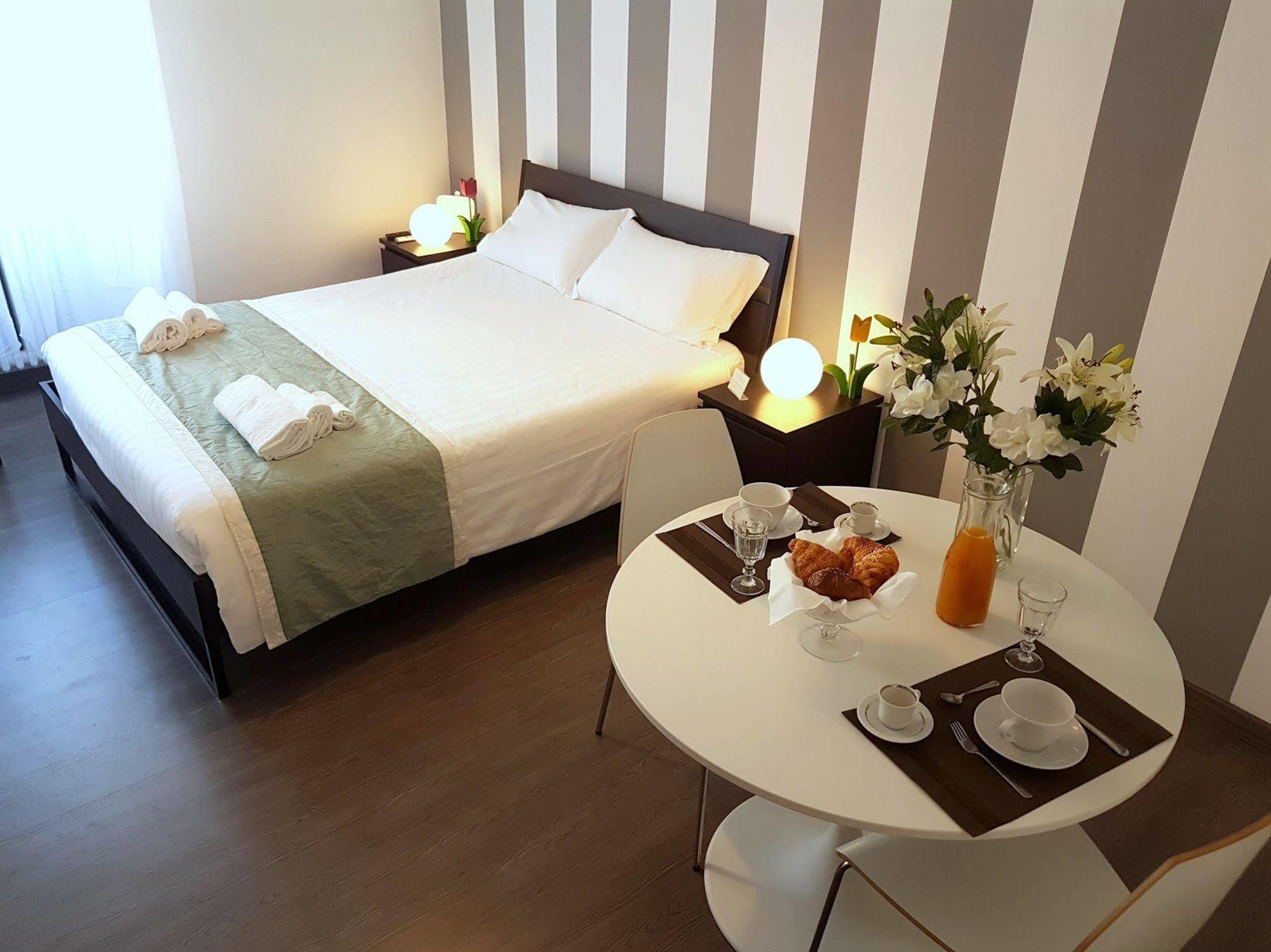 Heart - San Sepolcro Duomo Hotel