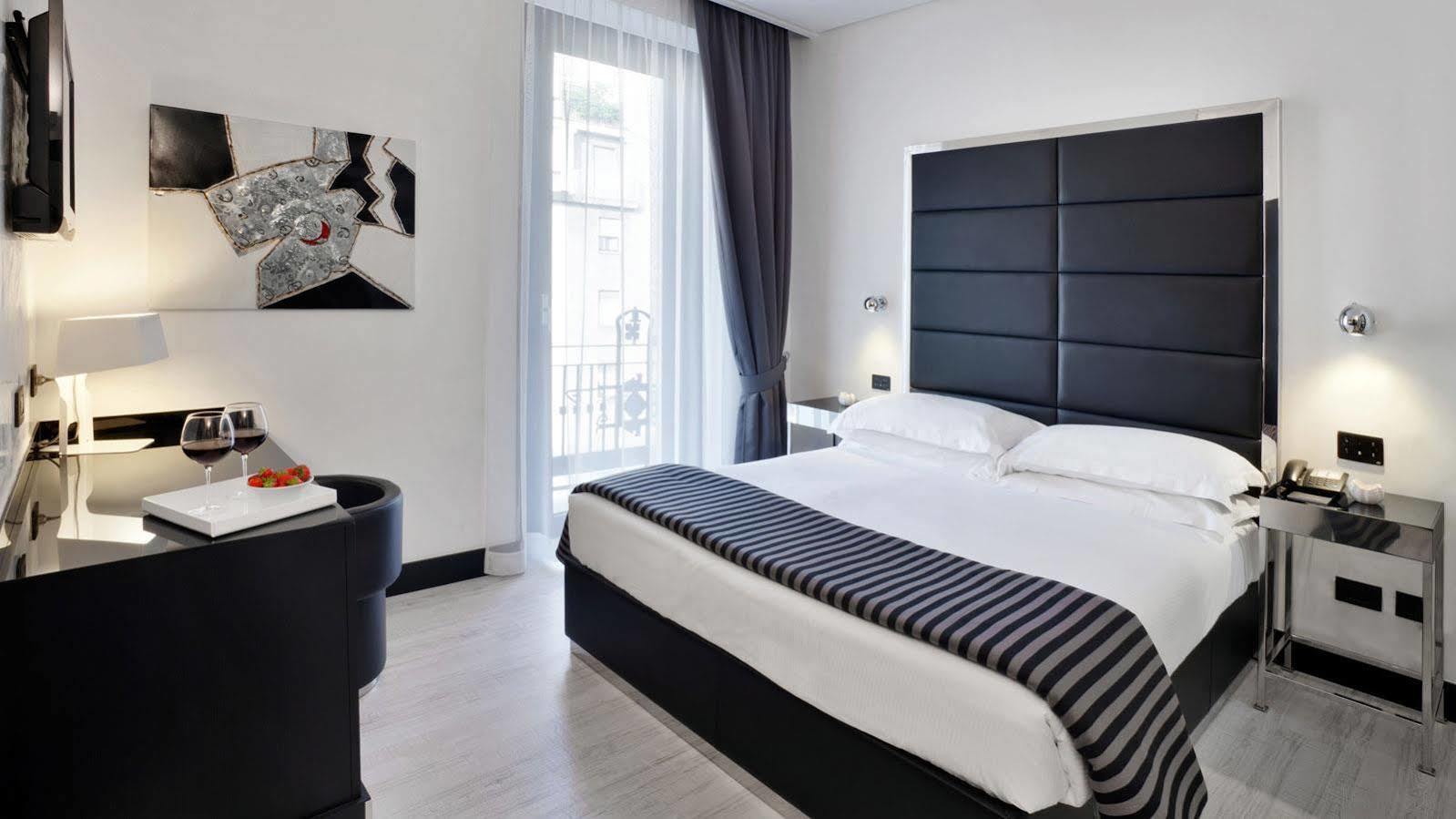 Lhp Napoleon Hotel Milan