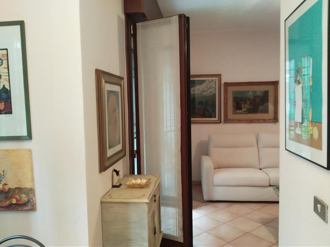 Kibilu - Via Borsa Milan