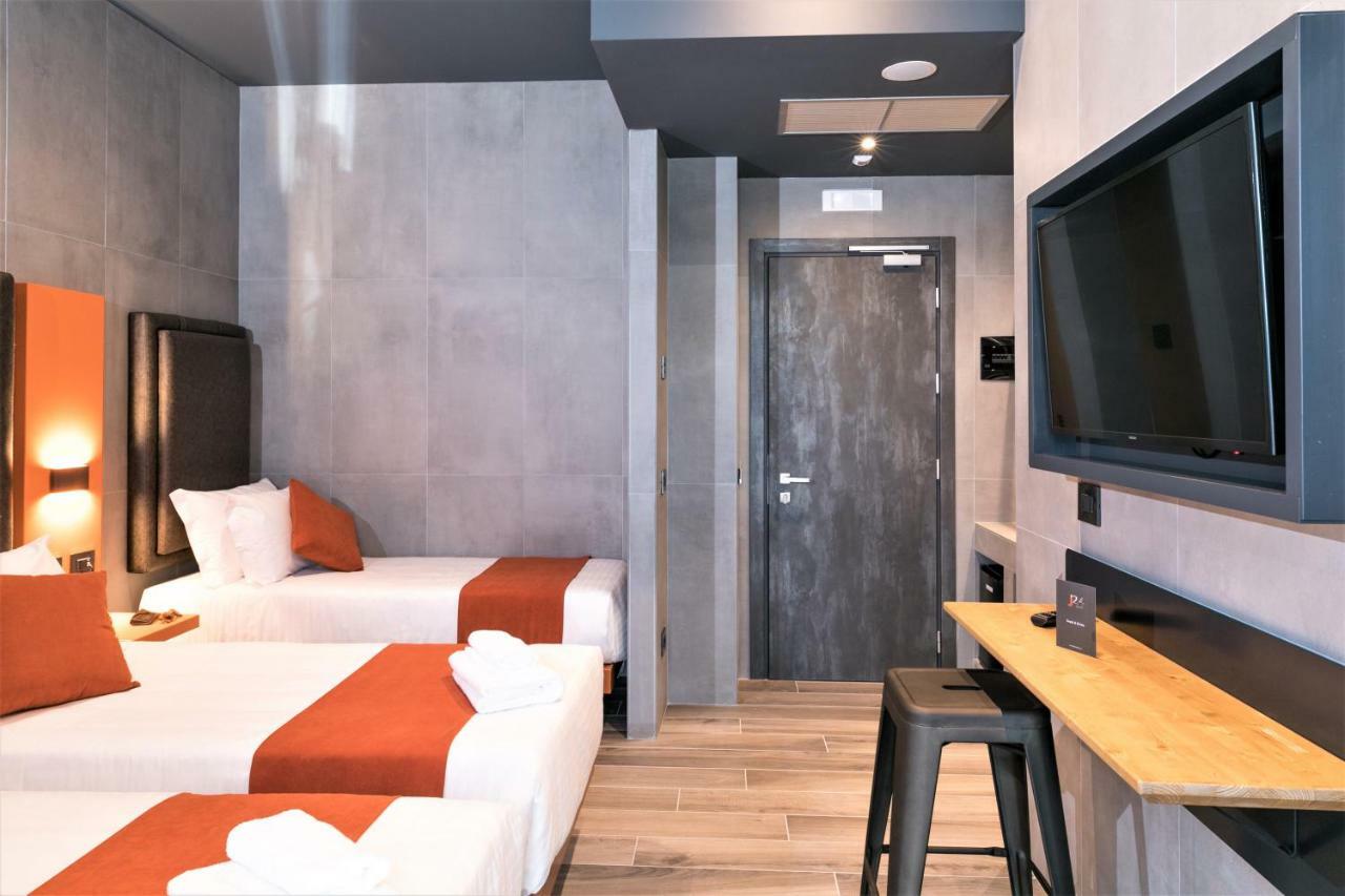 Hotel J24