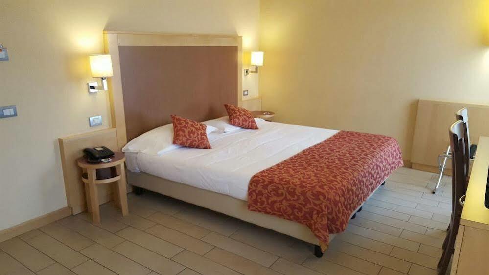 Scarlatti Hotel Milão