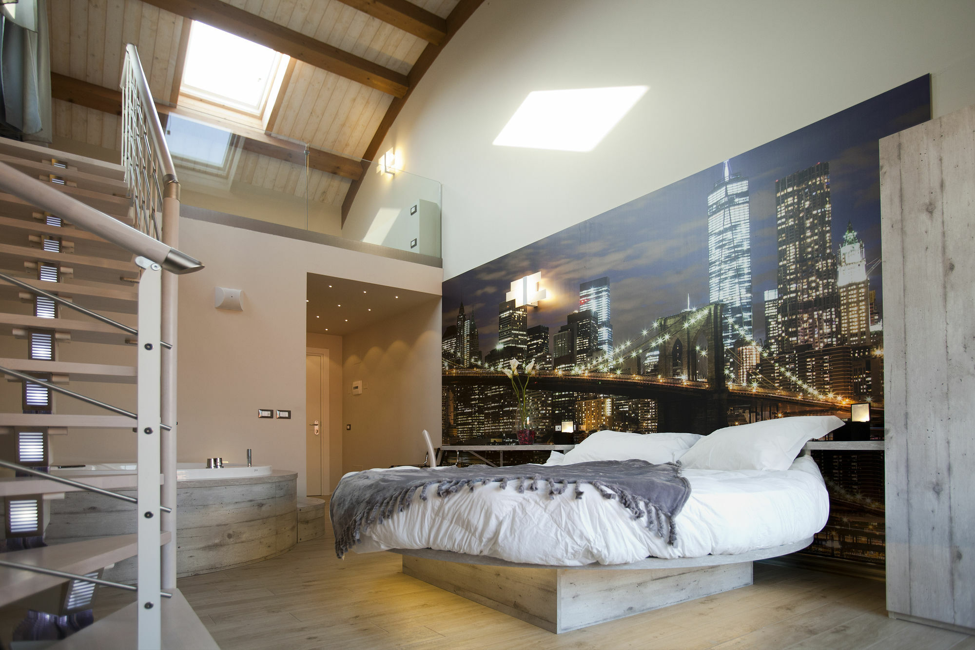 Hotel Seven