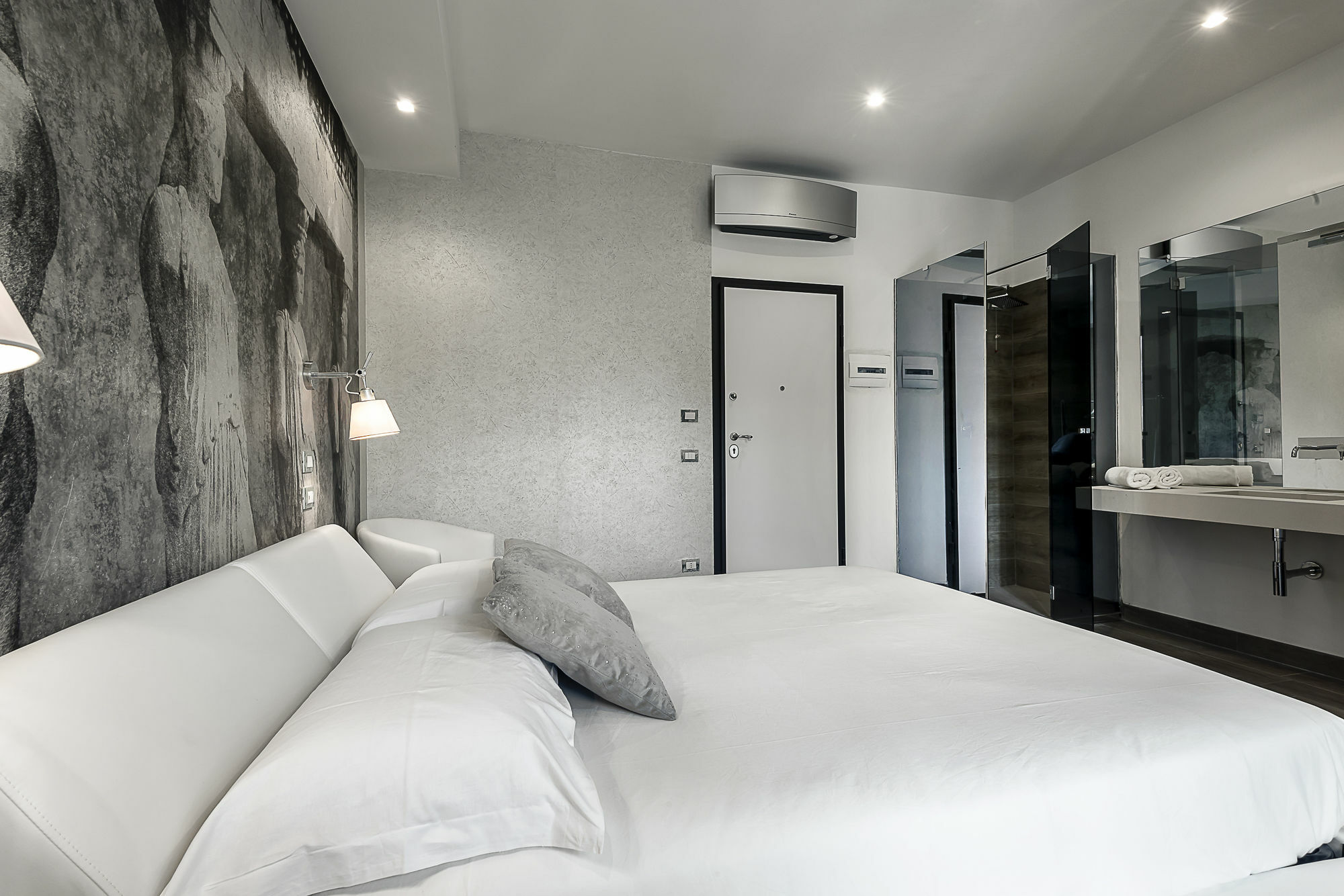 Eleganti Suite In Piazzale Lagosta Guest house Milan