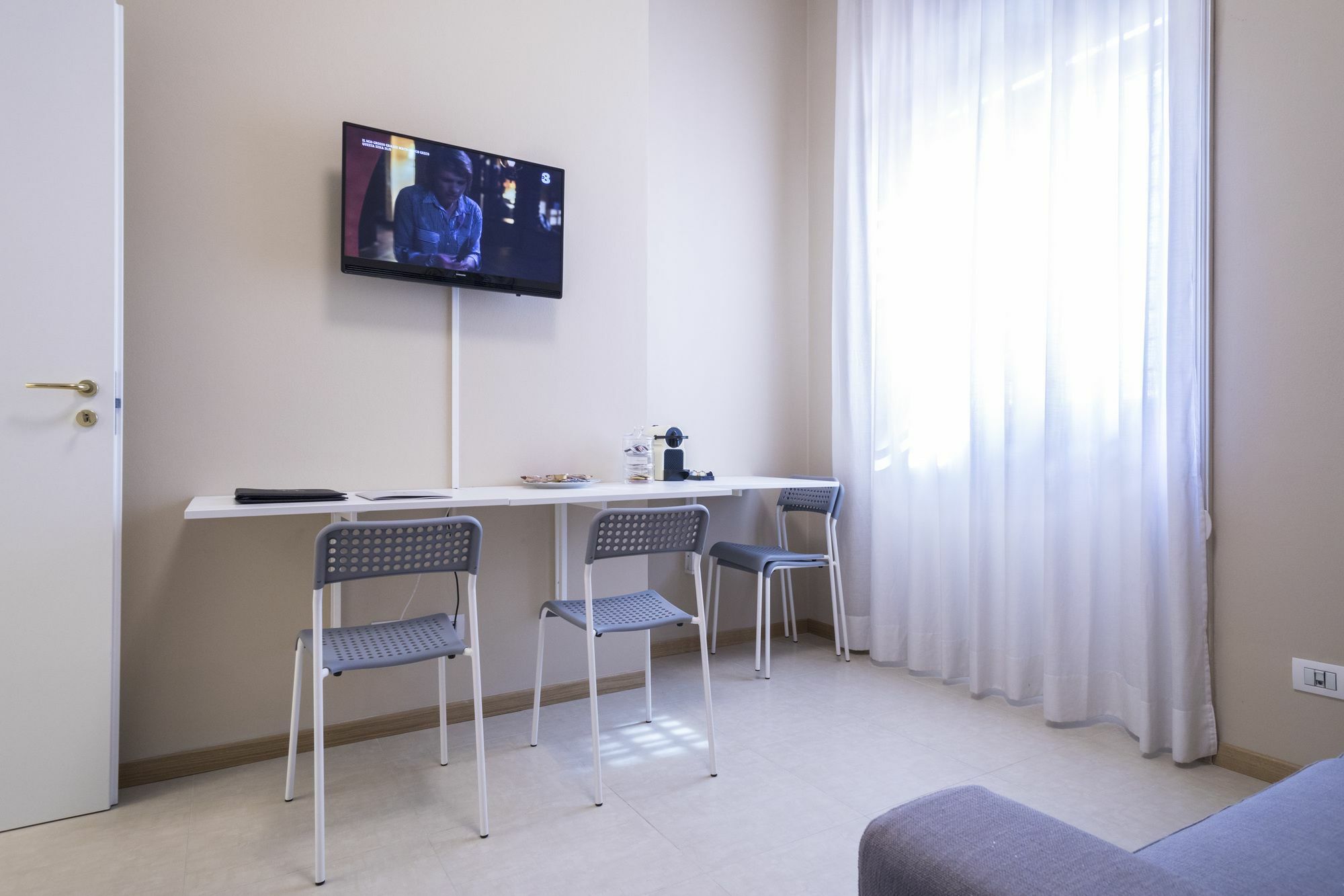 Hemeras Boutique Homes - Design Near Duomo Cathedral