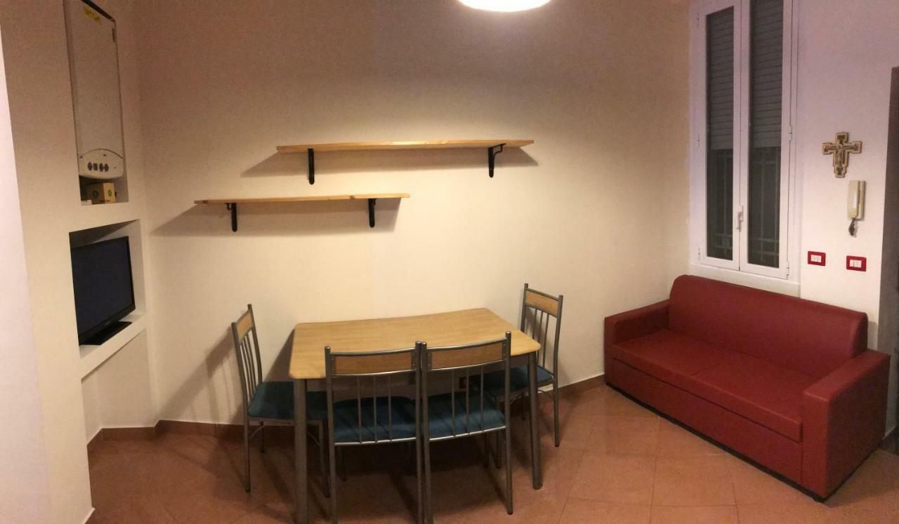 Apartamento Bilocale Nel Cuore Dell'isola Milão