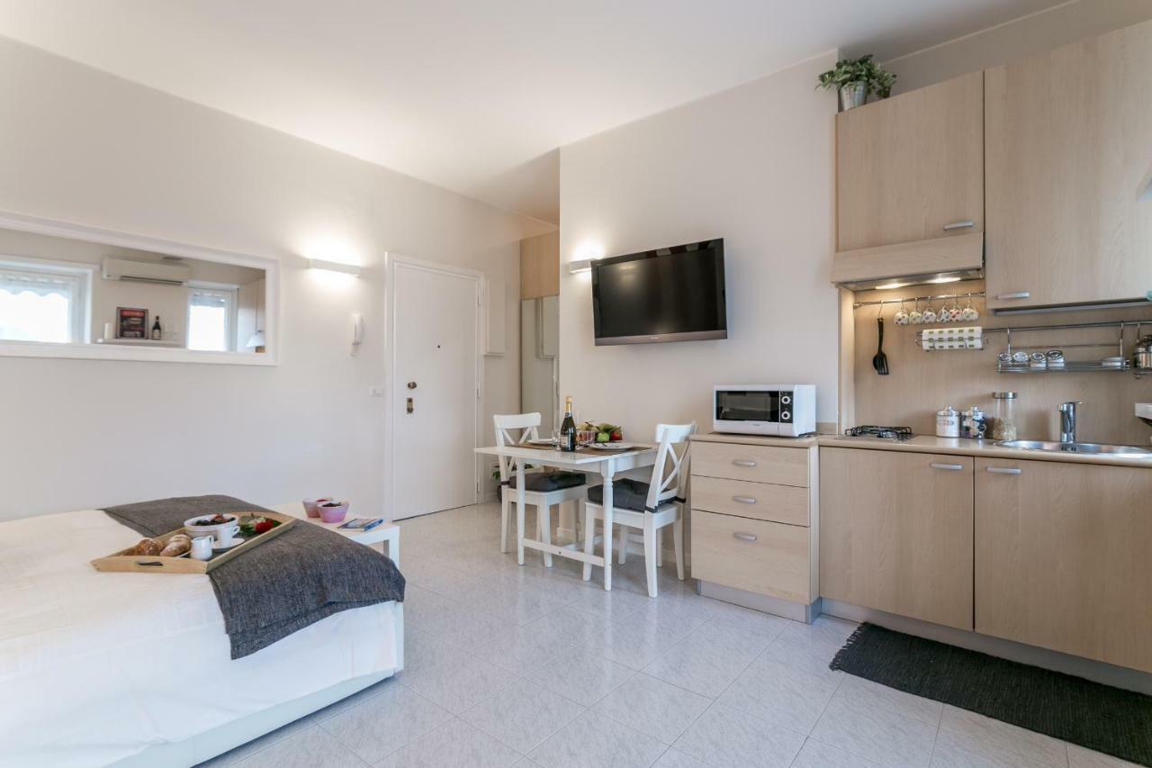 Violet - Loreto Apartment