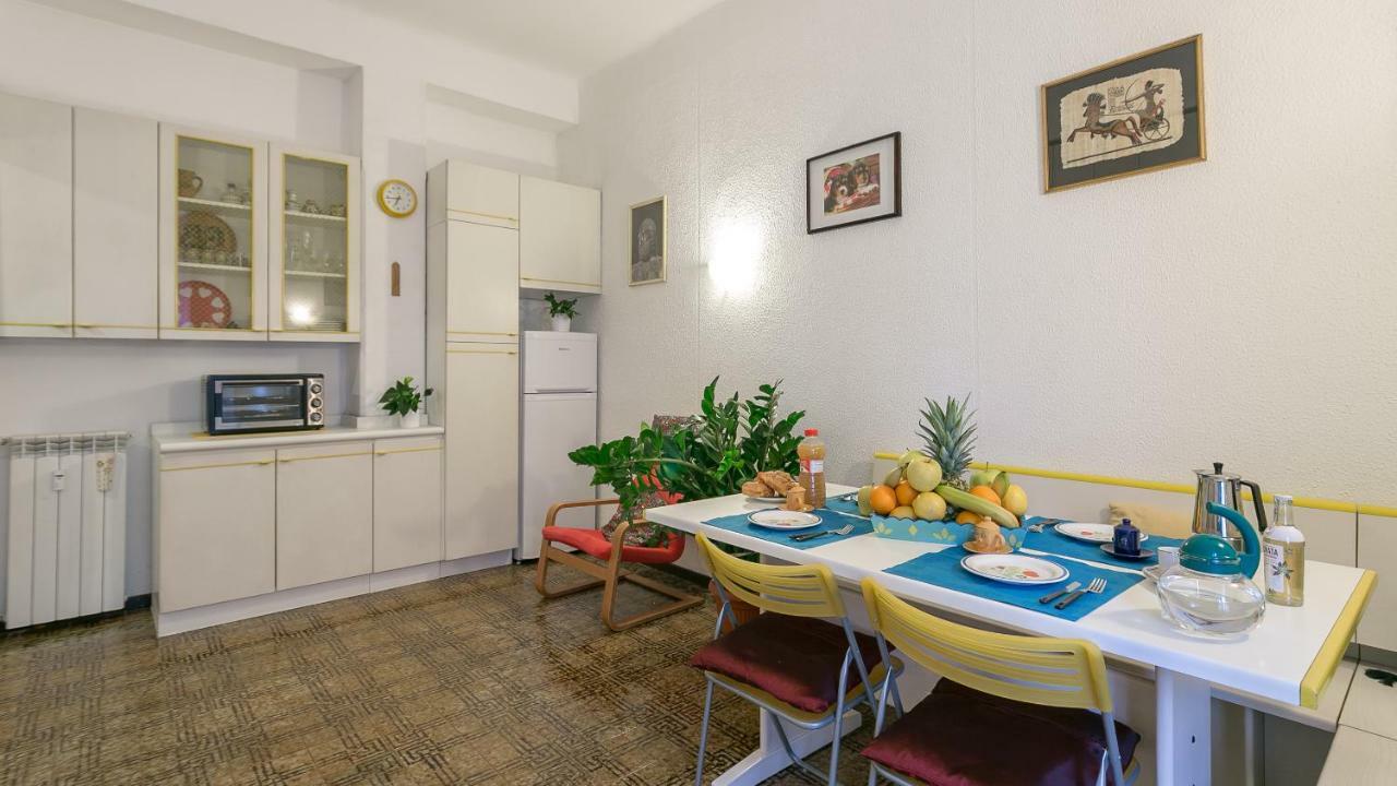 Titty House - Crocetta Apartment *