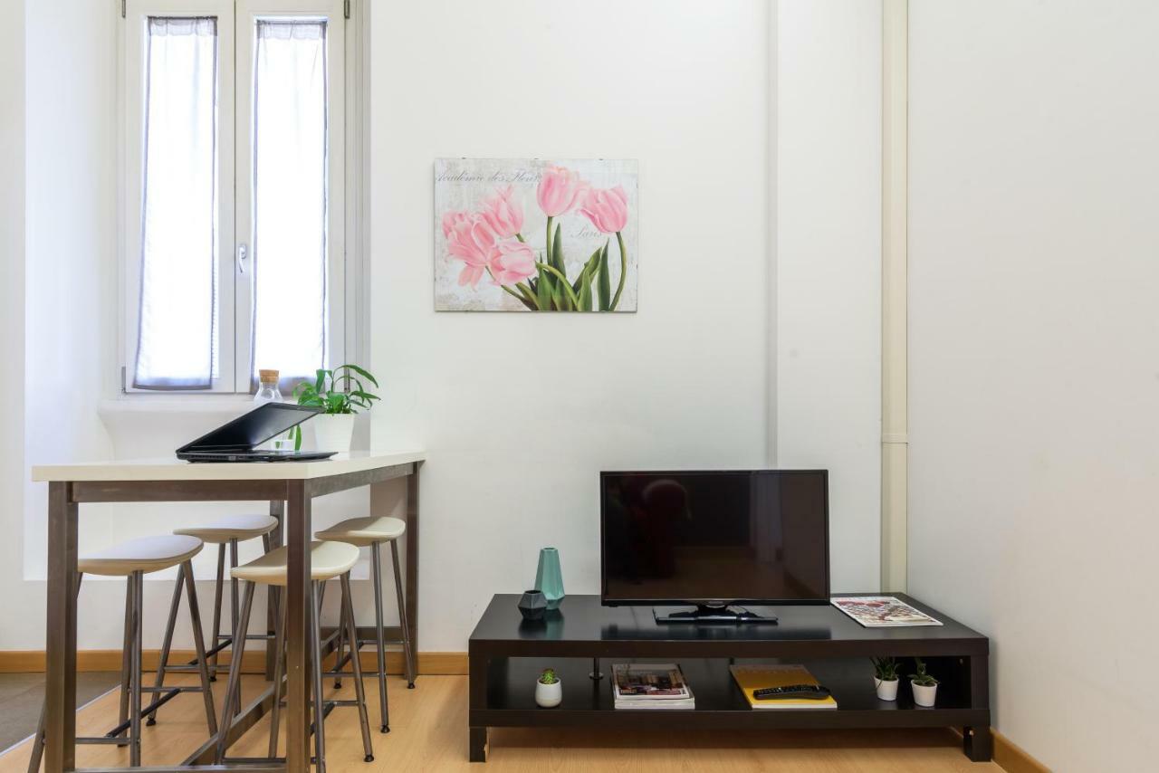 Altido 1-bed Flat Near Formentano Park
