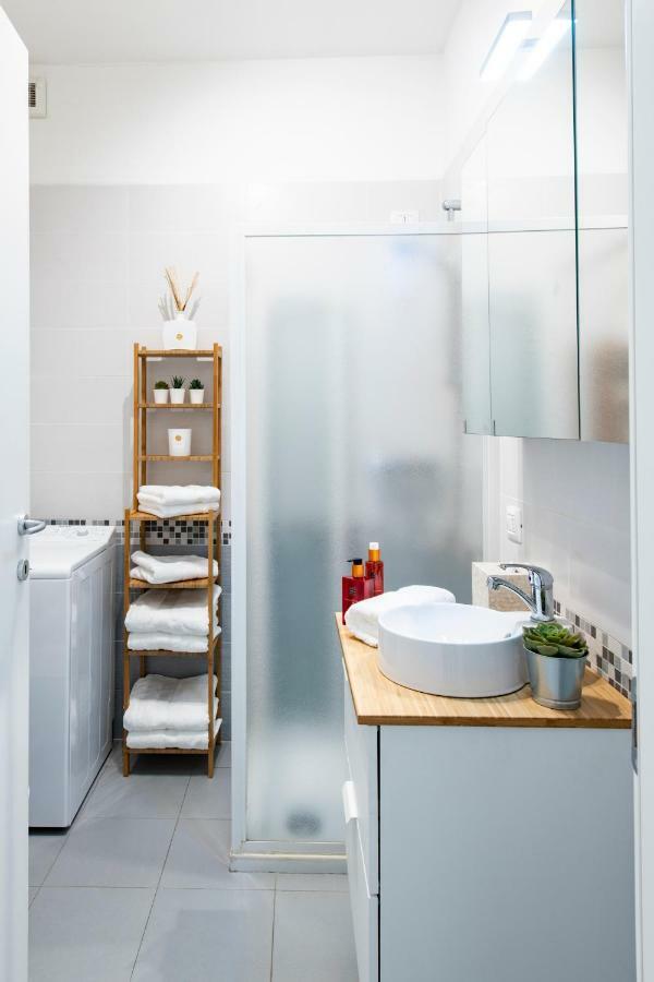 Apartment Station