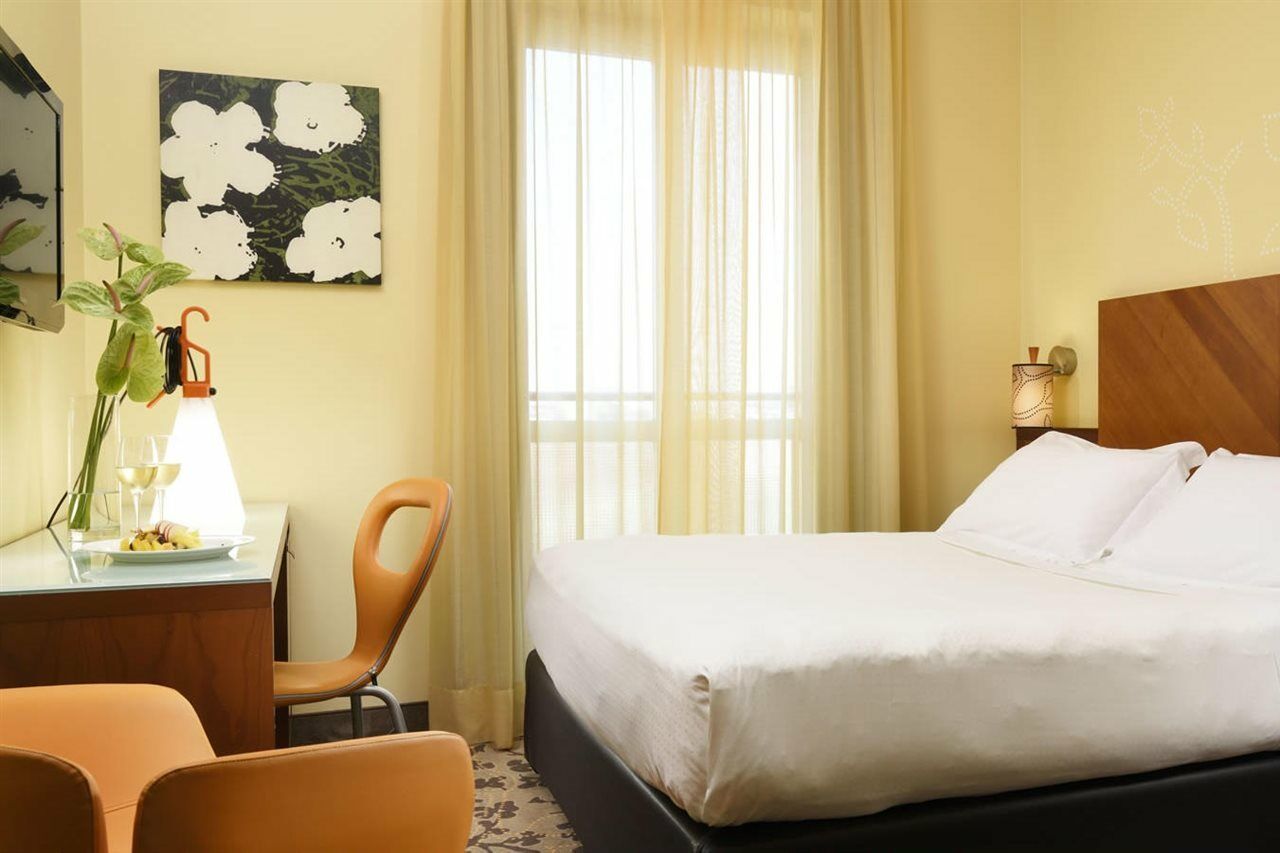 Hotel Mediterraneo 4*