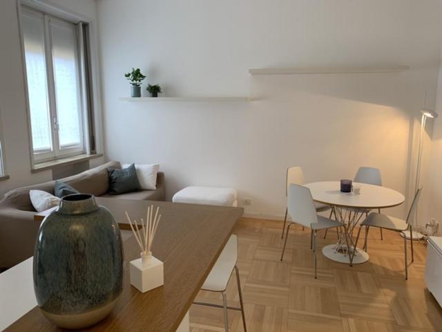 Fifty Eight Center Apartment
