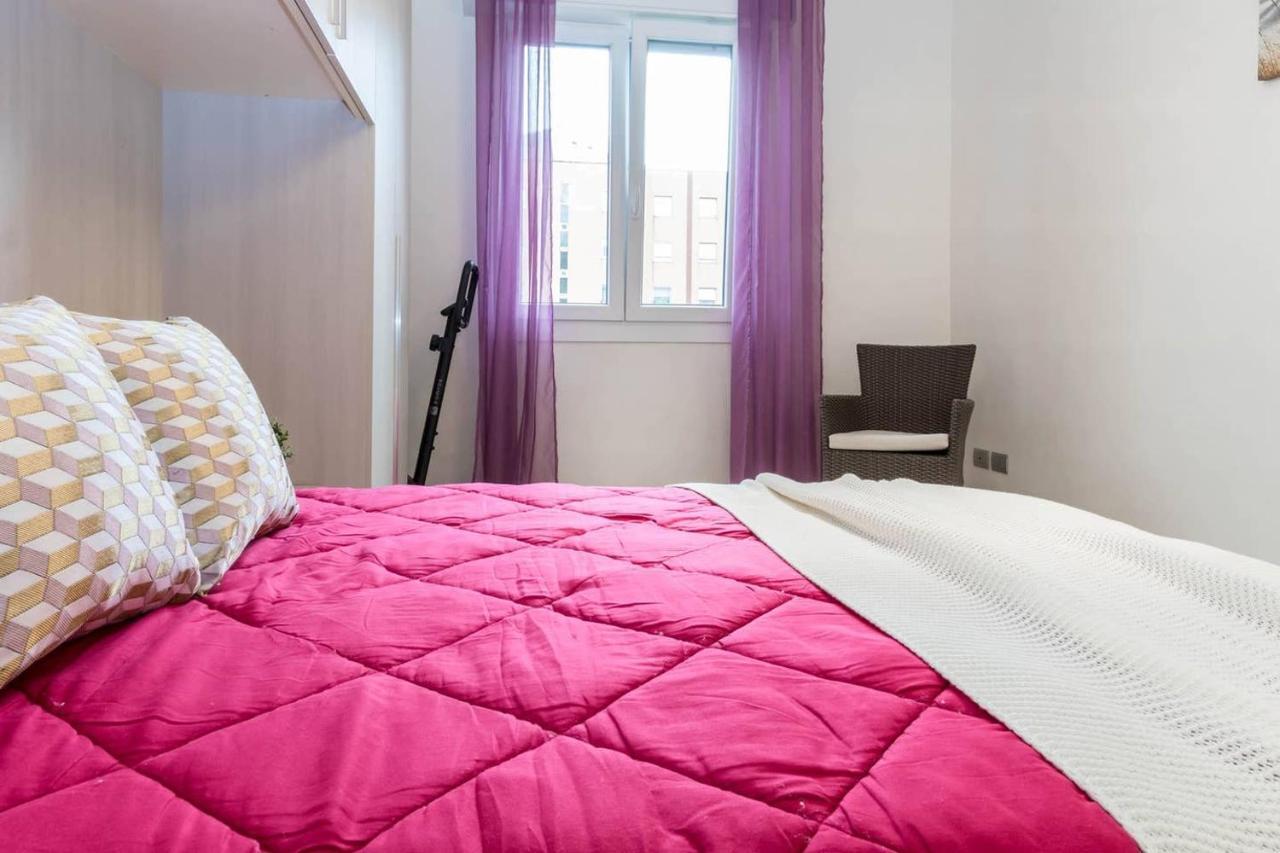 Altido Lovely For 6 Located In Vibrant Gallaratese Apartamento *